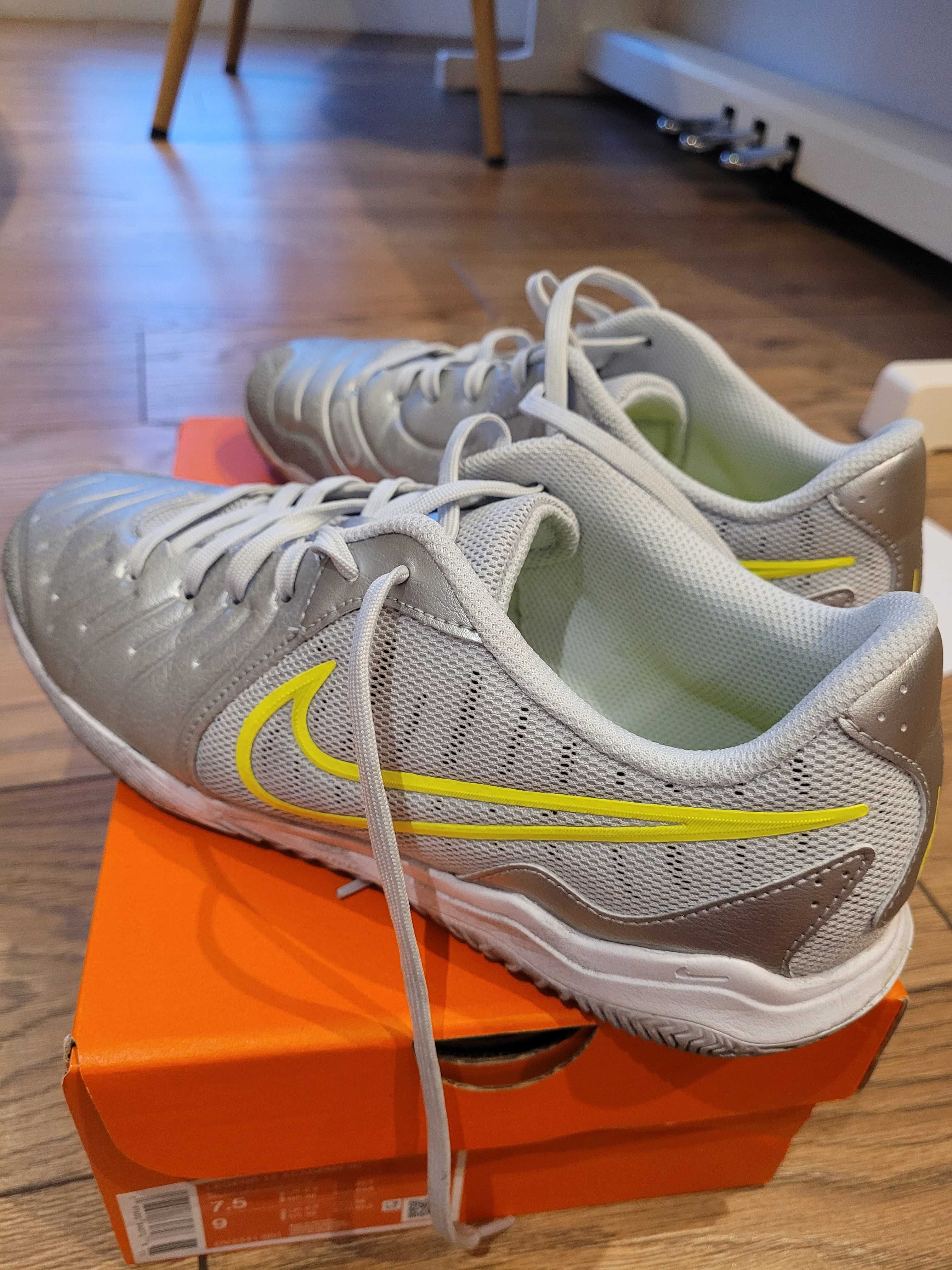 Nike Legend 10 Academy