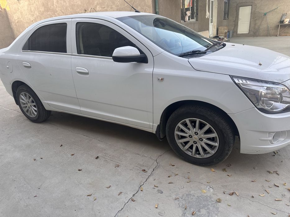 Cobalt 65 km ozimiki toza ozgina qirilgan joyi bor nu suyegi butun