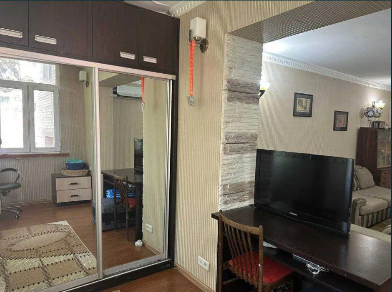 Квартира на Ц2-Алайский 3/5/9 общ пл 72м Евро с обстановкой