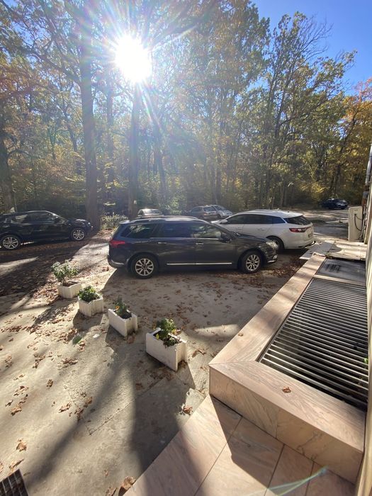 Vand Loc de Parcare Sup 17 mp Petre ispirescu Nr 63 Bl M 9 pret 3000€