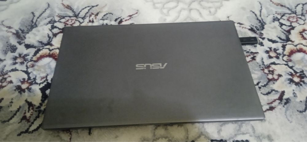 Asus Vivobook 15