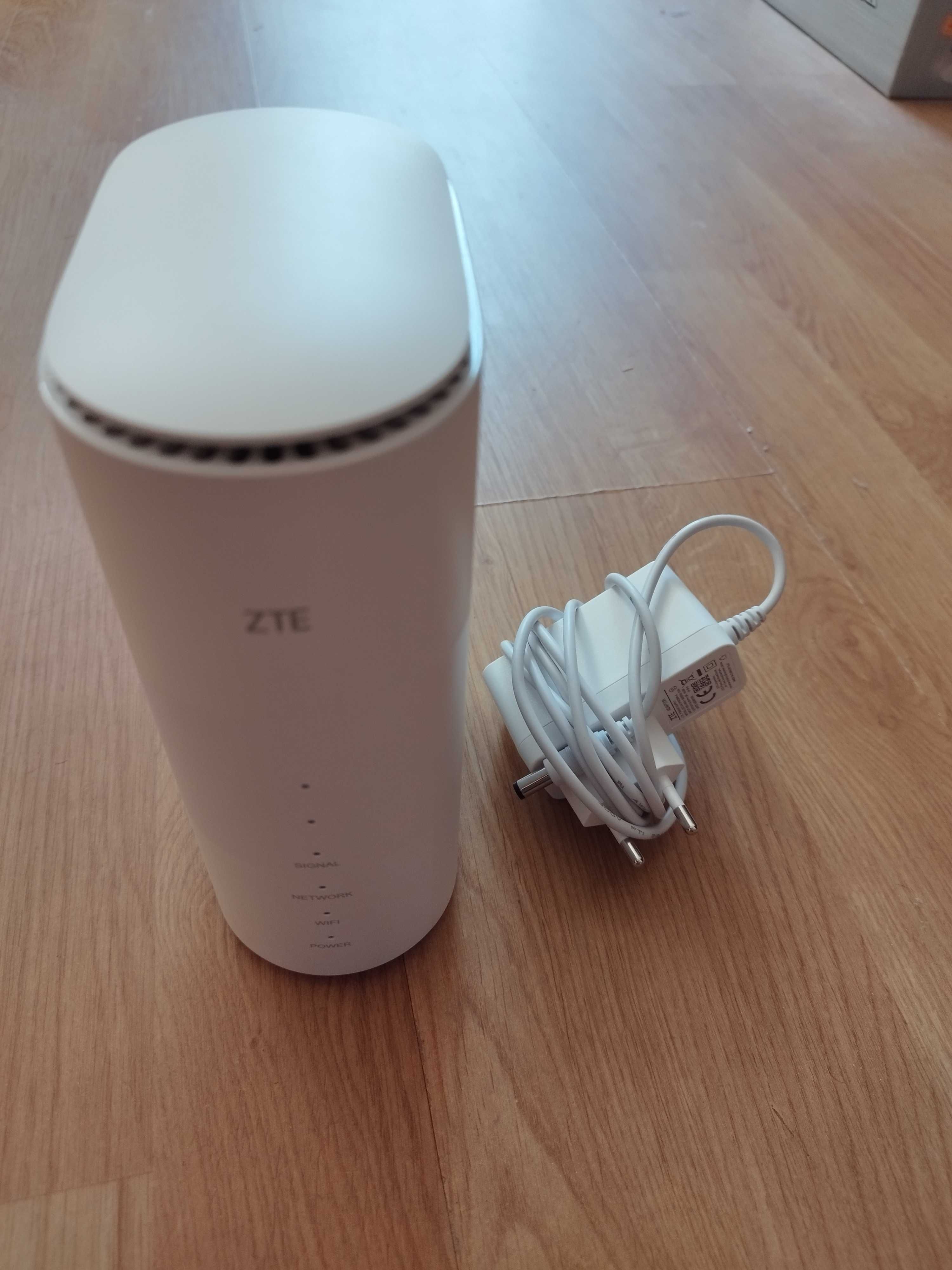 Рутер ,бисквитка за мобилен интернет Zte mc7010 + router, Zte mc801a