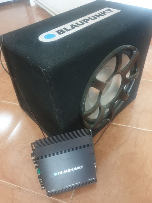 Tub de bass cu amplificator
