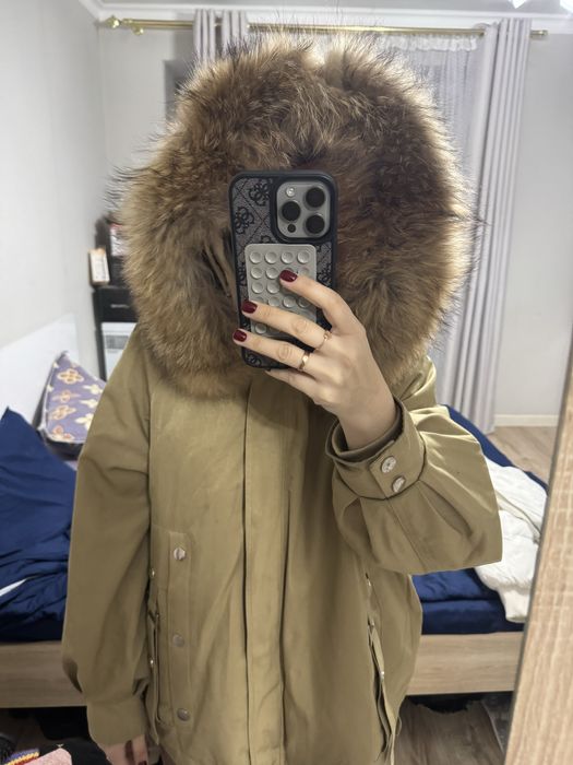 Продам парку мех натур