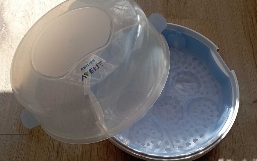 Стерилизатор за бебешки шишета Philips Avent