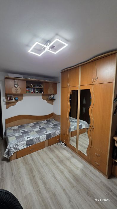 Mobila dormitor 3 piese