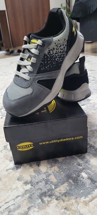 Încălțăminte muncă 36