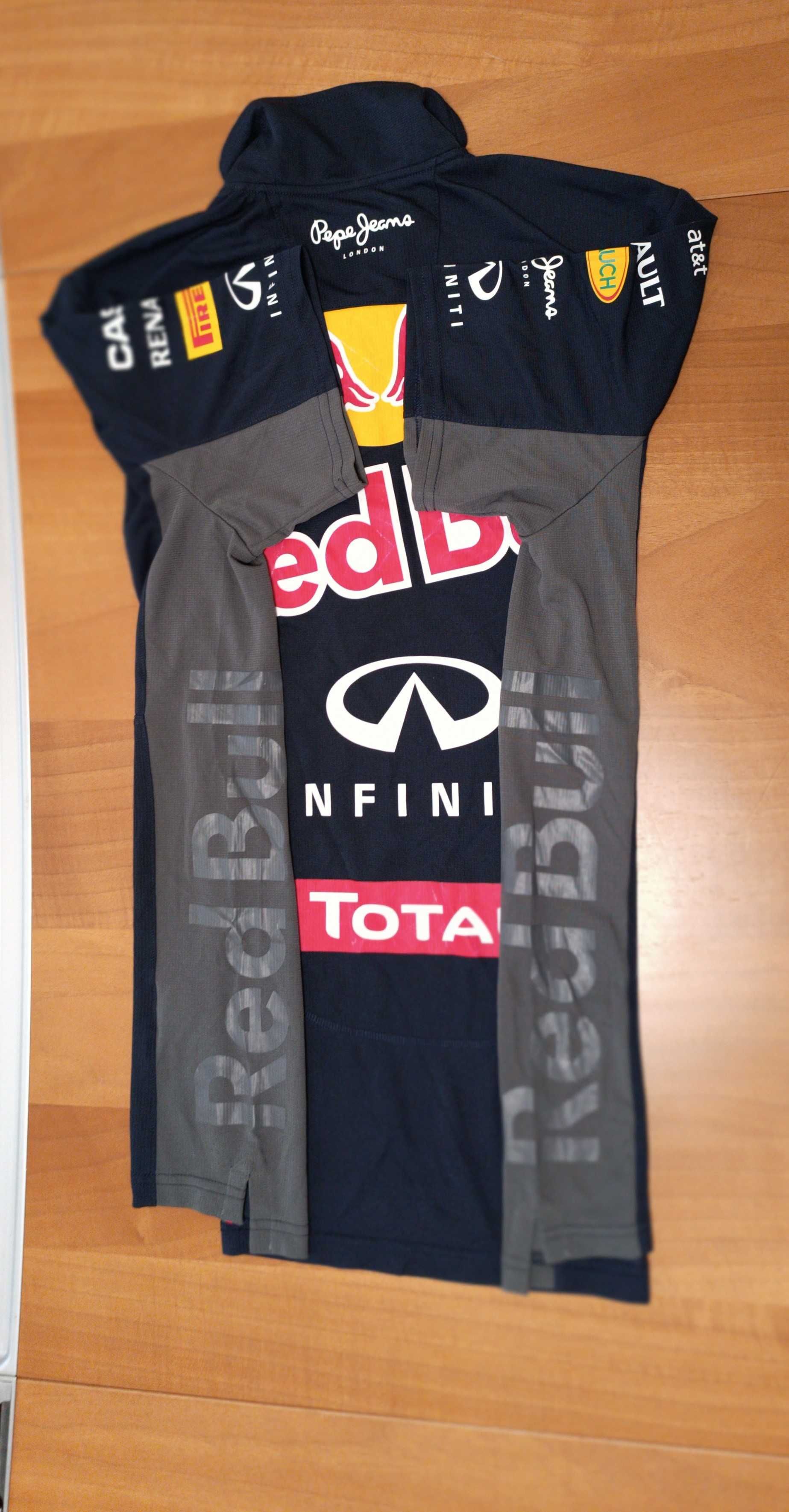 Pepe Jeans x Red Bull