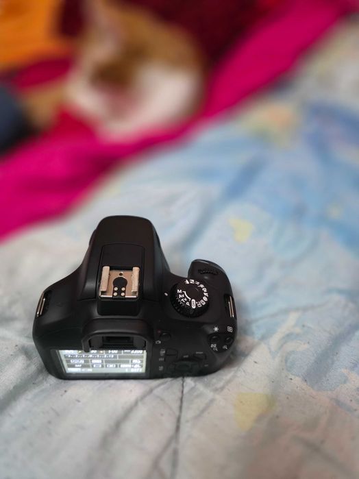 Body,Aparat foto Canon 4000D, wifi.