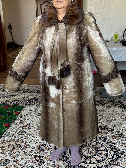 Шуба цигейка б/у 52 р