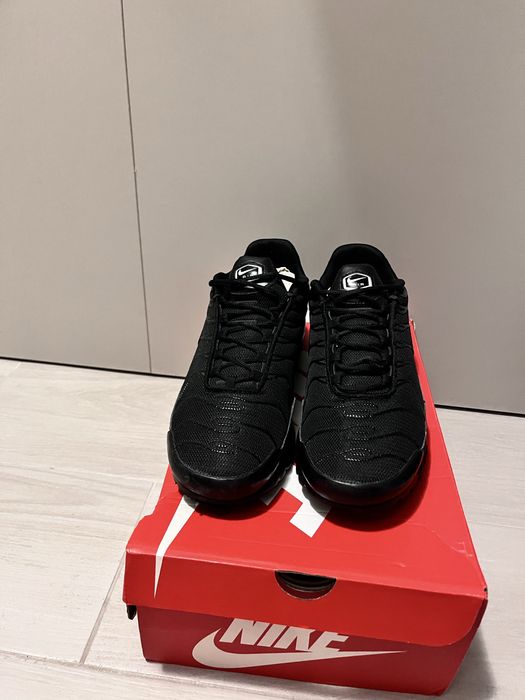 Nike air max plus tn (black)