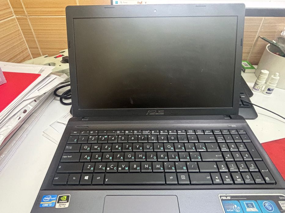 ASU’s ноутбук в рабочем состояний