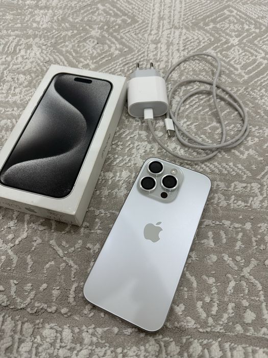 iPhone 15 pro 256 GB