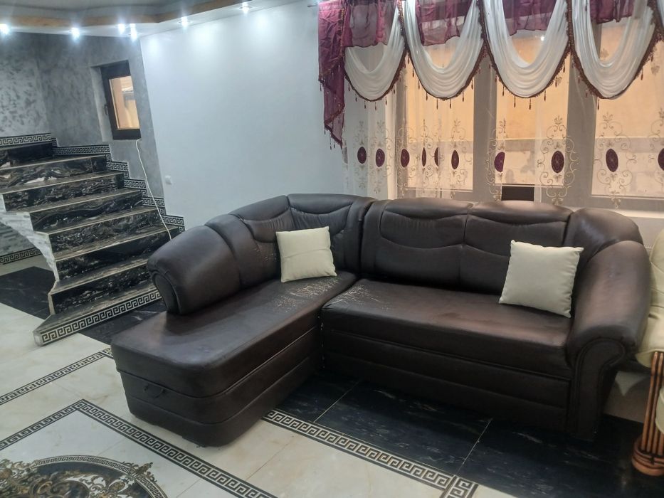 Vând coltar extensibil