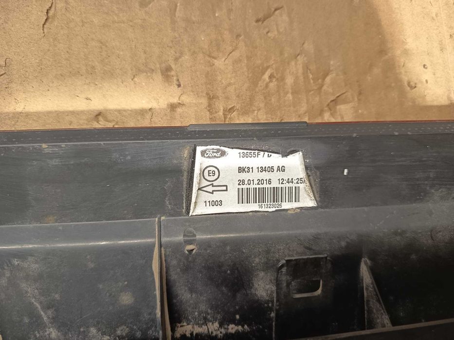 Stop stanga ford transit