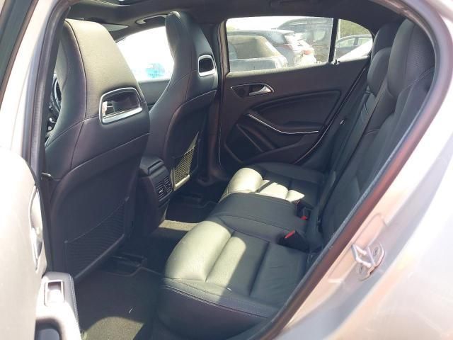 Dezmembrez Mercedes-Benz GLA-Class X156 [2013 - 2017] Crossover 5-usi