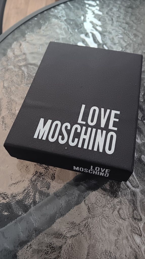 Portofel Love Moschino Negru cu Auriu, ca Nou