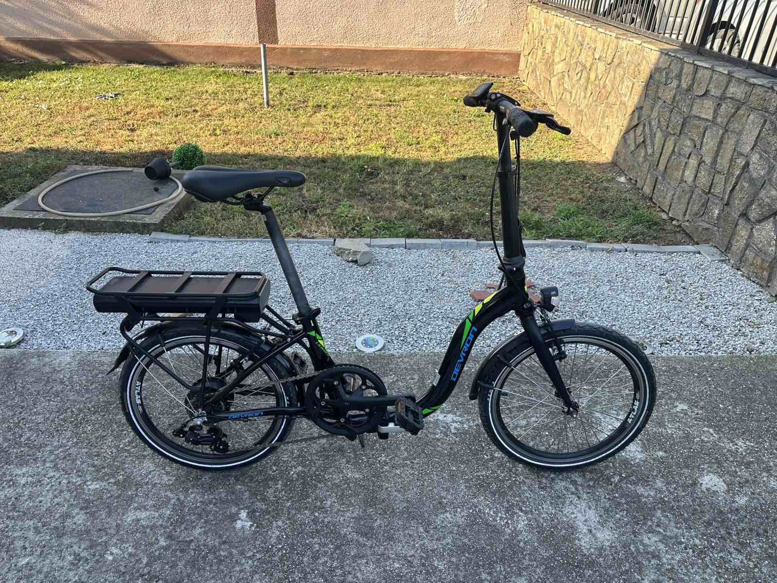 Продавам електрически велосипед Folding E-bike Devron 20122 20"
