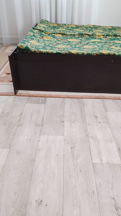 Продам кровать Без матраса
160*200