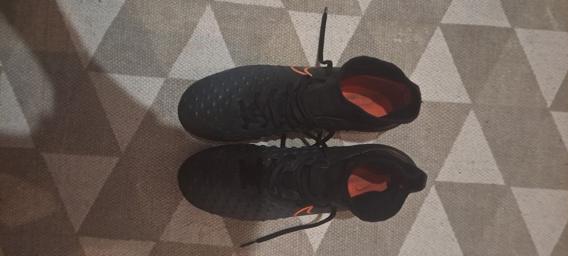 Футболни обувки Nike MAGISTA FG 41 номер