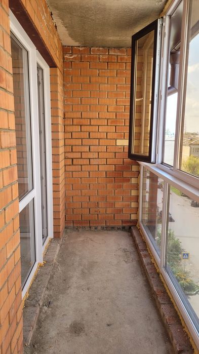 Продам 2 ком квартиру новостройка р-он 8 школы.