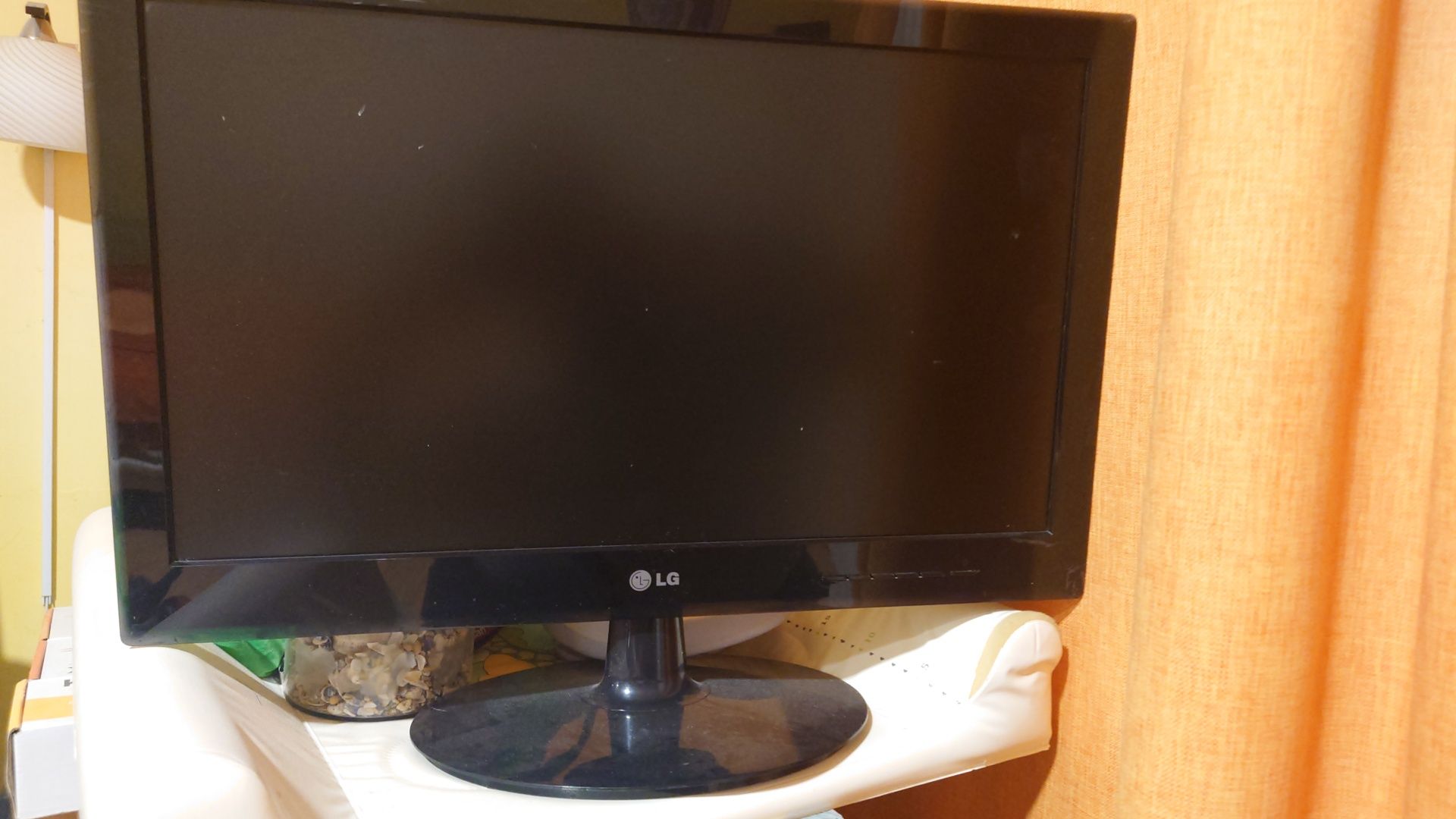 Vând Monitor LG Flatron Negru