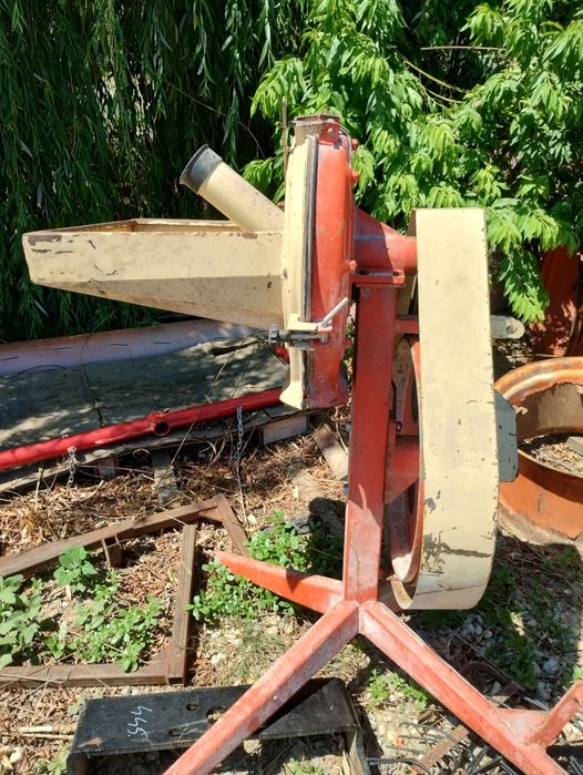 Moara la tractor