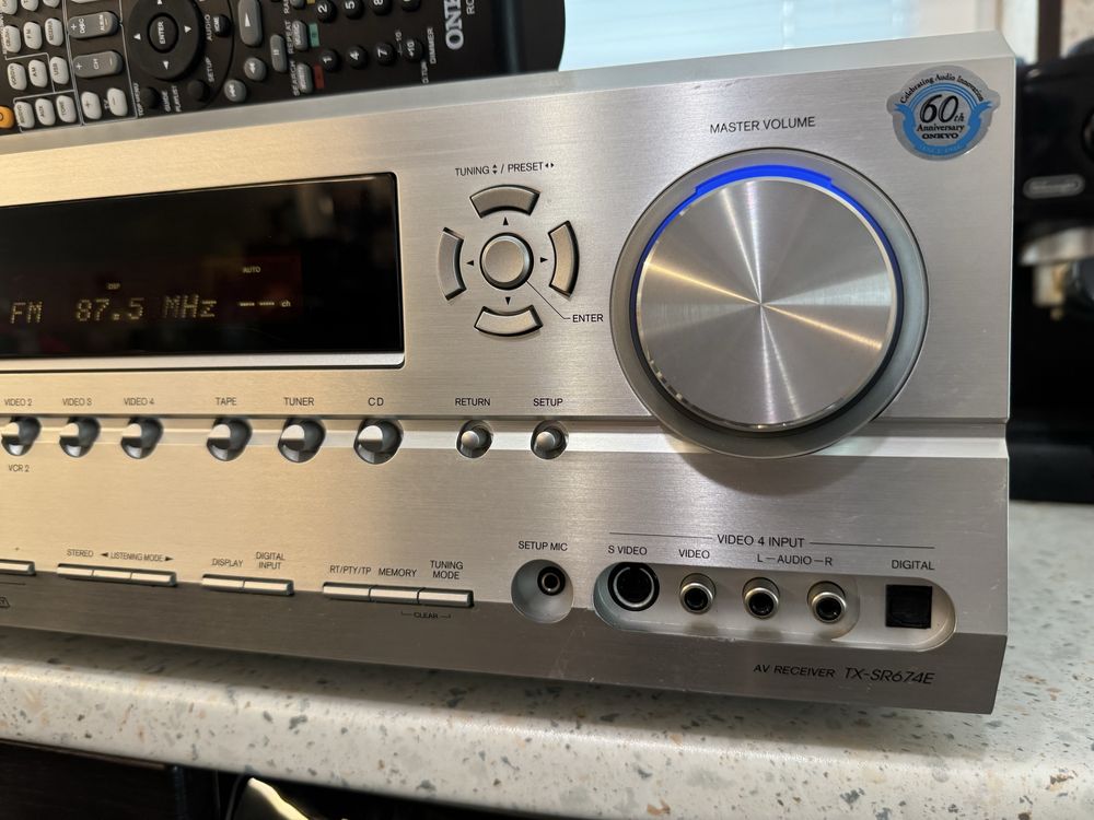 Onkyo TX-SR674e resiver