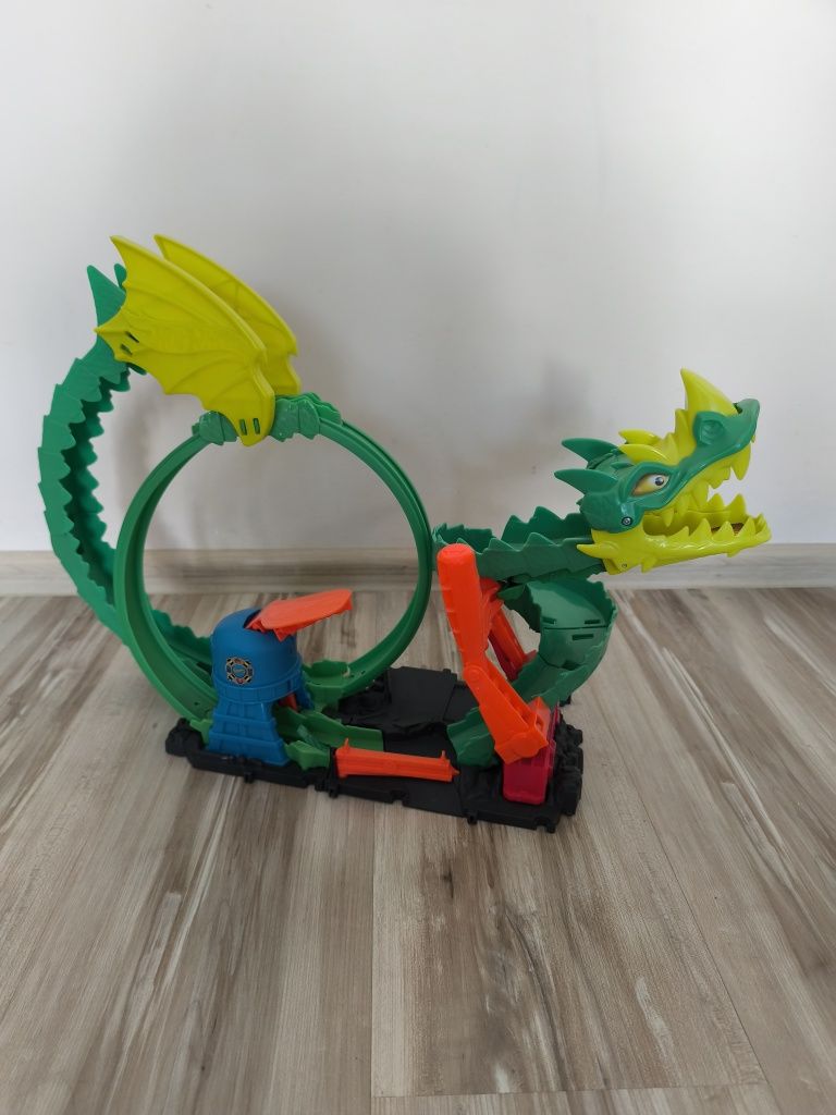 Писта Hot Wheels