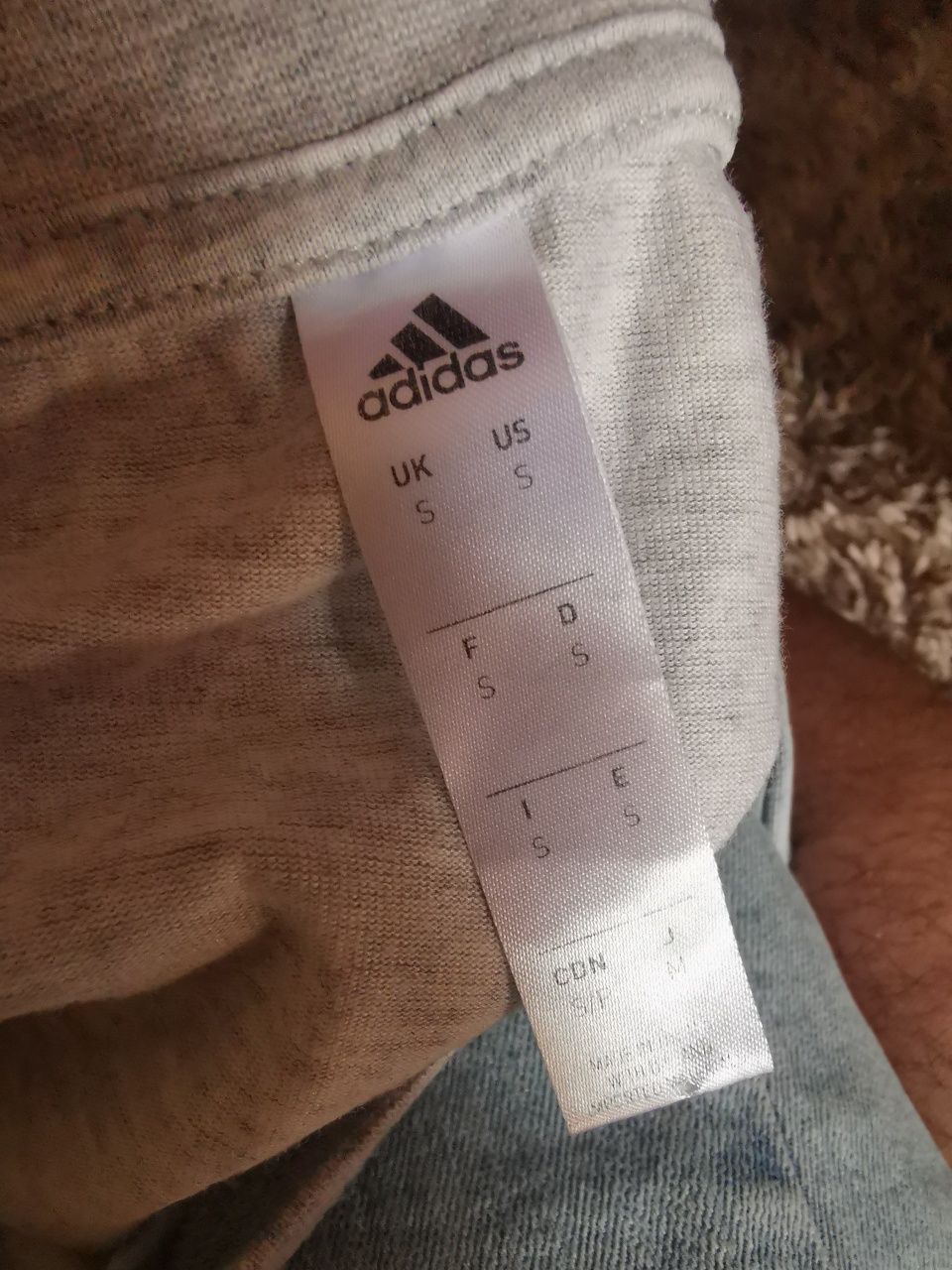 Блуза на Adidas, размер S
