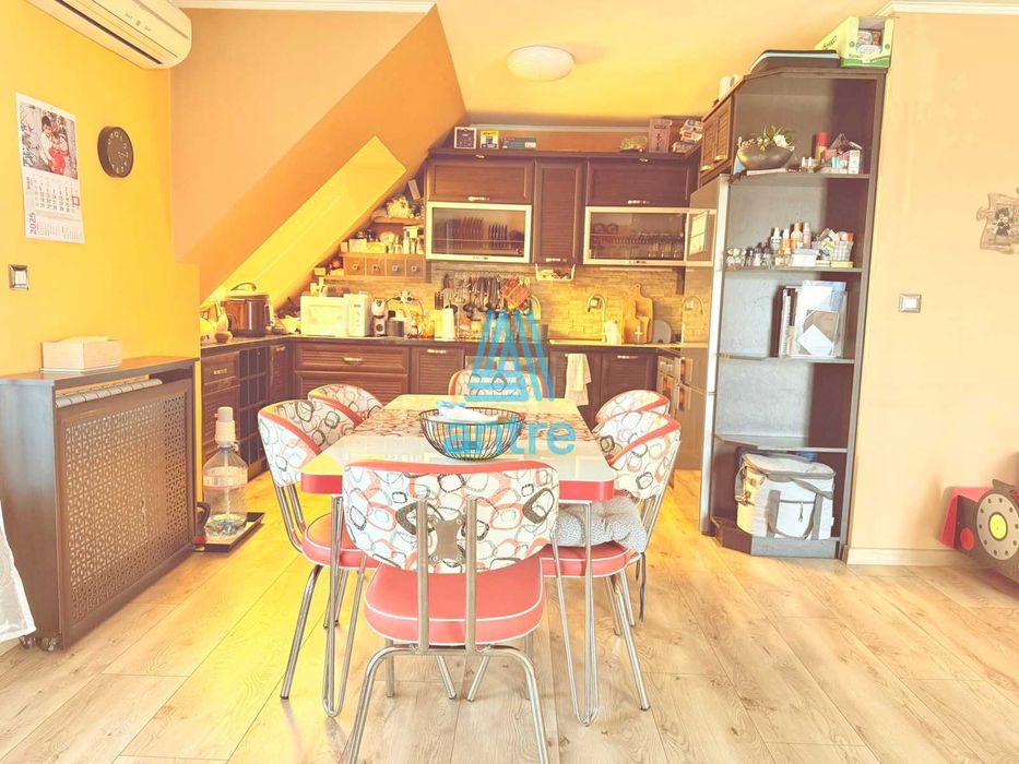 Продава се Тристаен апартамент в София, Витоша - 196 кв.м за 1873 €/кв.м - Снимка #1