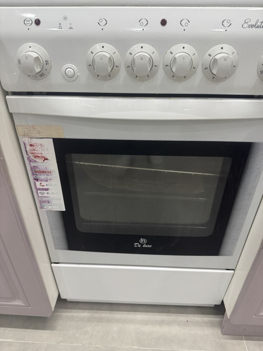 Продам электрическую плиту