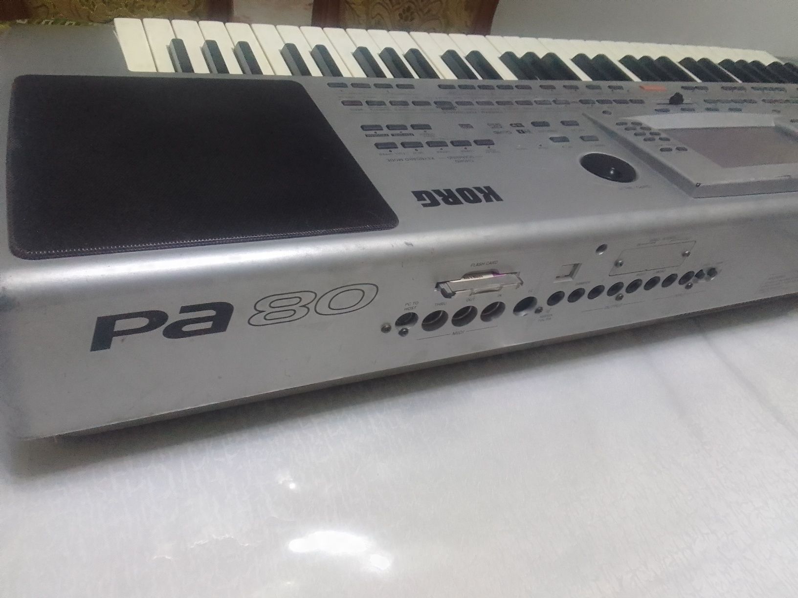 KORG pa 80 продаятся