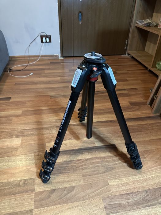 Trepied + cap video MANFROTTO