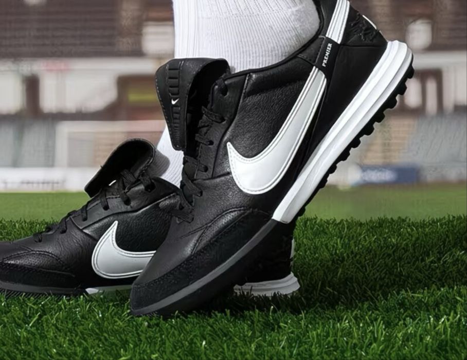 Продам сороконожки оригинал найк