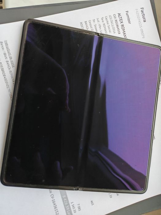 HONOR Magic V3 – 512GB / 12GB RAM – Negru