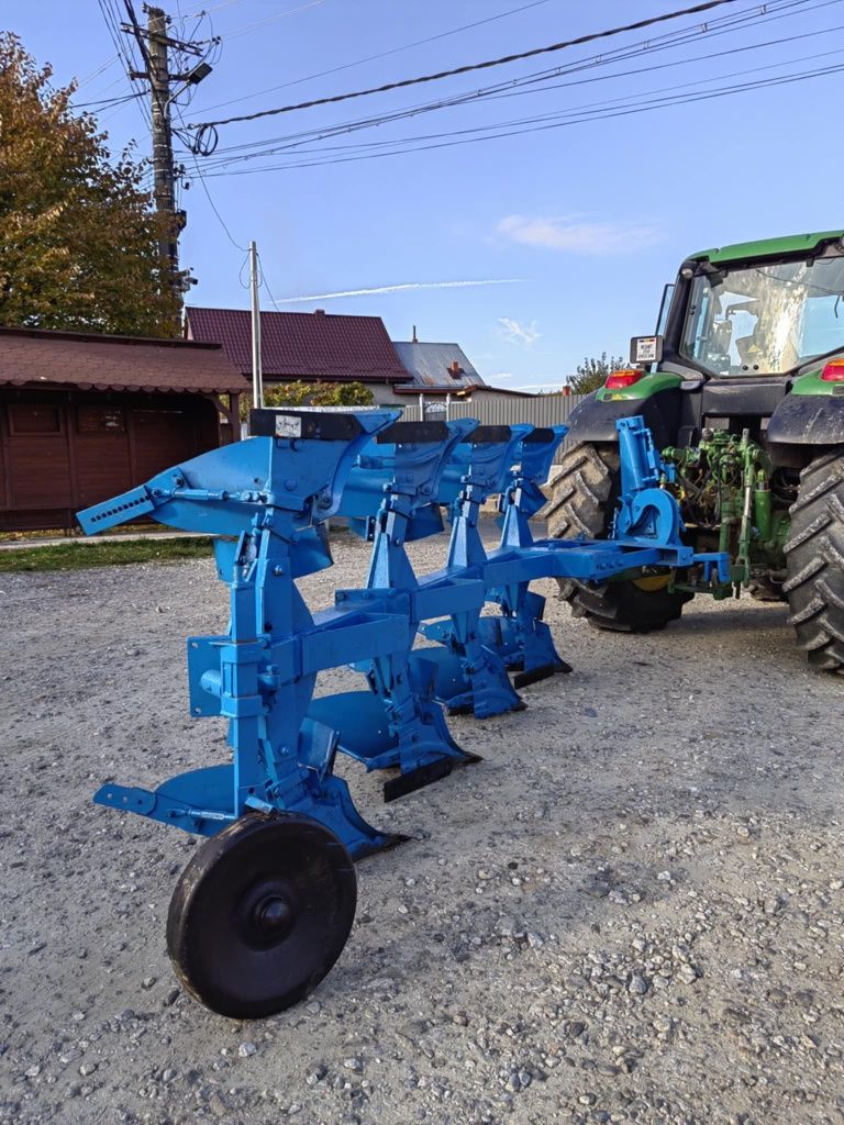 Vand sau schimb tractor Claas Axion 810!