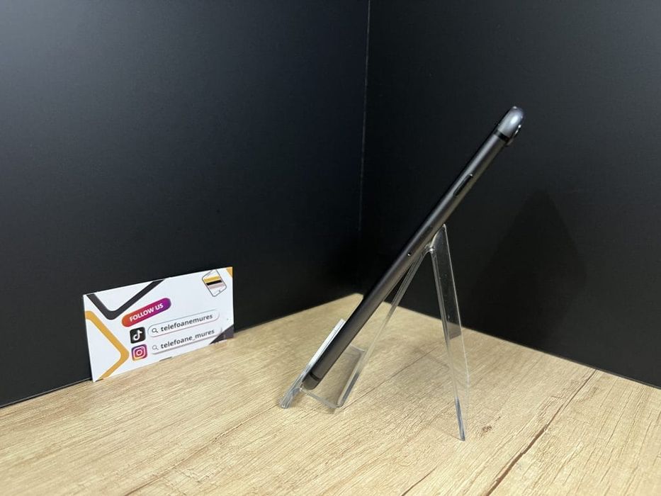 iPhone 8 Plus 64Gb Space Grey Second-Hand Bun 3 ani garanție, Telefoan