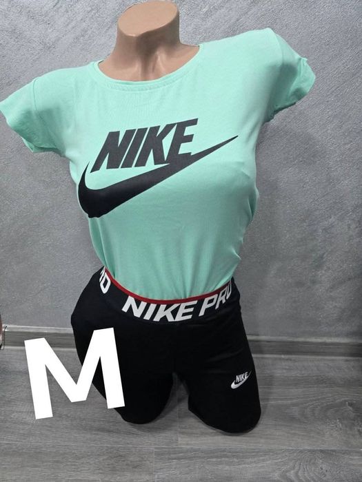 Colanți damă fitness--model scurt