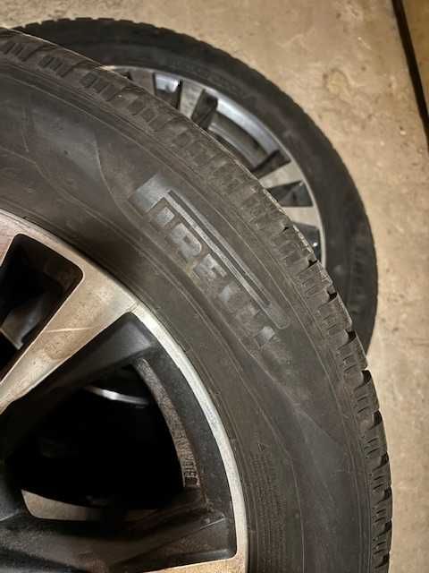 Продавам 4бр. оригинални джанти, комплект със зимни и летни гуми