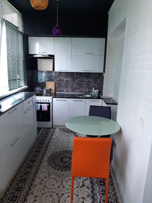 Юнсабад 14.  Арбат. 2 х комнатная ЕВРО РЕМОНТ.  Аренда !