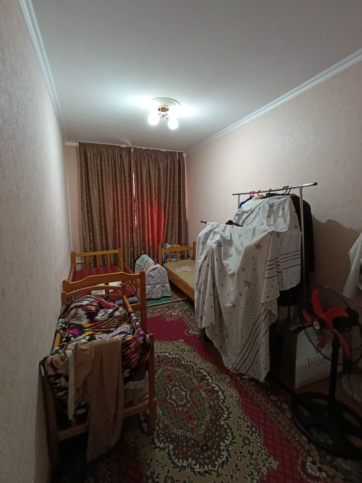 Ижарага (Оилалиларга) Хувайдо махалласида 4 хонали уй берилади