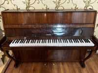 Пианино деревянное