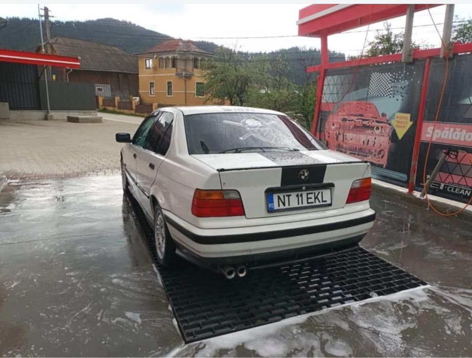 Vând BMW seria 3 model e 36