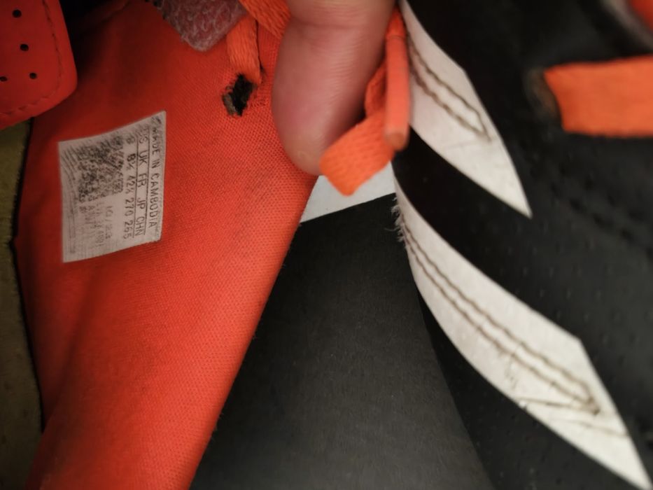 Pantofi sport Adidas Predator 42,5