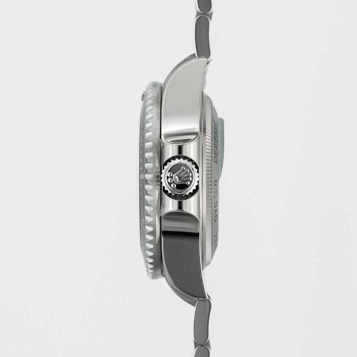 Rolex DEEPSEA Sea-Dweller 116660 "James Cameron" - NOS