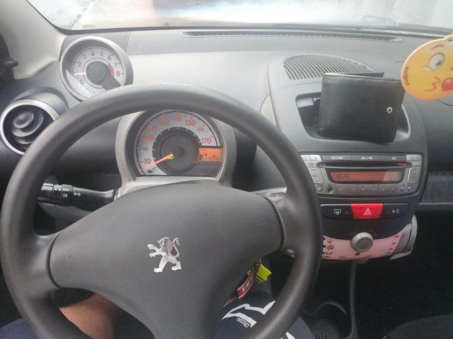 Peugeot 107 1L benzina