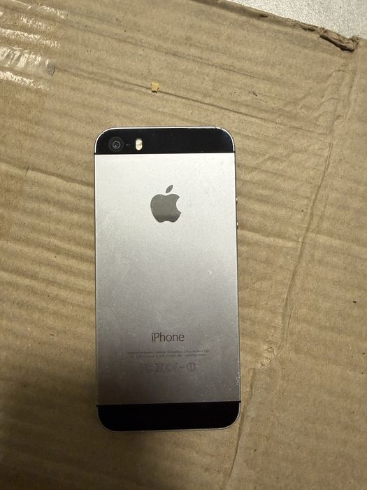 Iphone 5s с гаранти