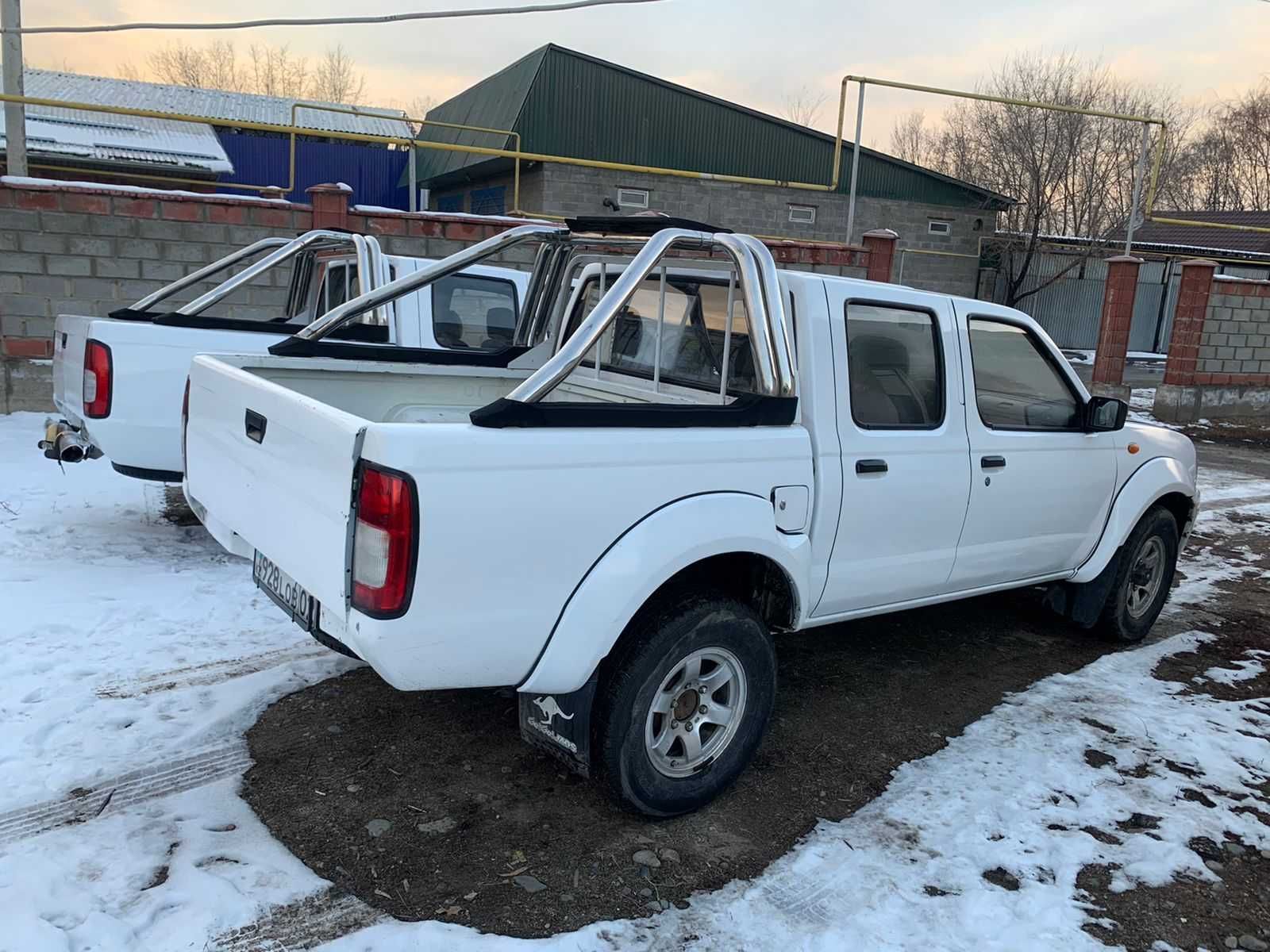 Nissan pickup NP300