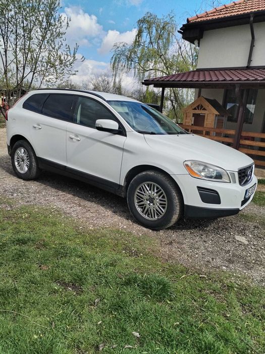 Volvo XC60 Automat 4x4, 2.4 Diesel, Distribuție Nouă, Stare excelentă!